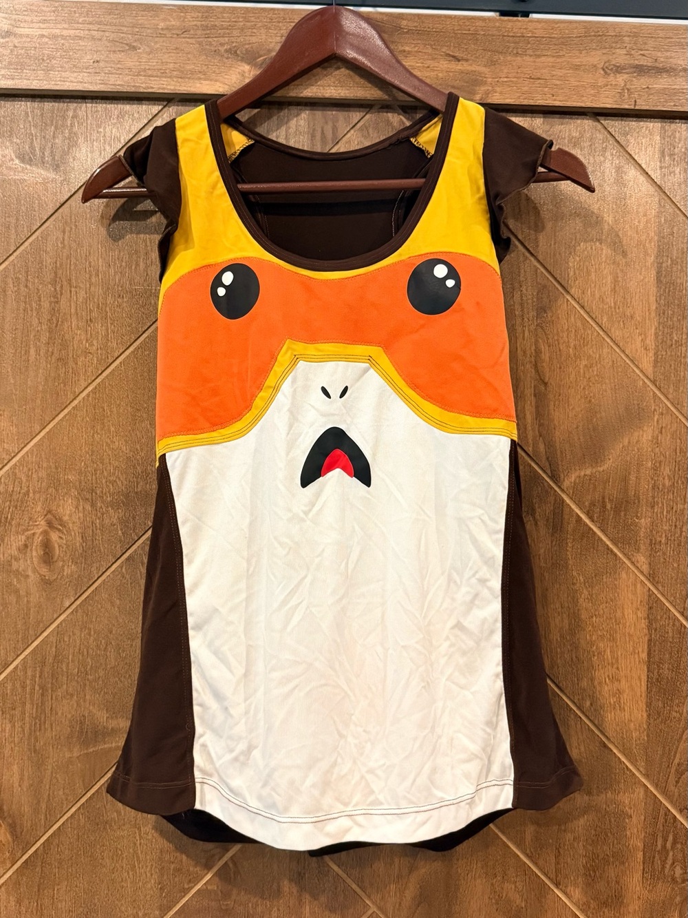 iGlow Running Custom Star Wars Porg tank